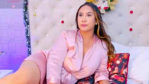 Sara Desire online show from November 2025 04:11:02 PM