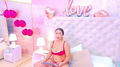 Sara Desire online show from February 2026 12:34:01 PM