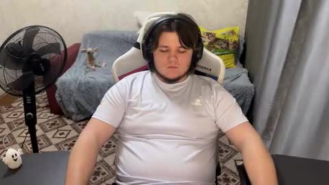 desiredude9 online show from October 2025 06:42:01 PM