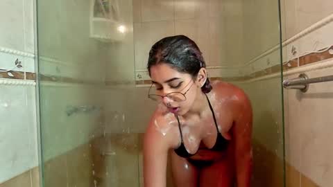 TORI AND MR. BEAR online show from January 2025 09:19:01 PM