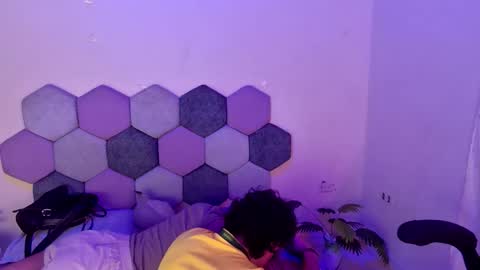 TORI AND MR. BEAR online show from November 2025 07:01:02 PM