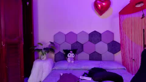 TORI AND MR. BEAR online show from March 2026 12:45:02 PM