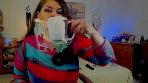HellenMoon online show from June 2026 08:31:02 AM