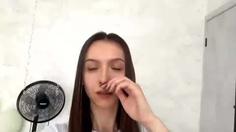 Snapshot of desirewingard chatting on April 2026 07:31:01 AM Ksenia online show from April 2026 07:31:01 AM