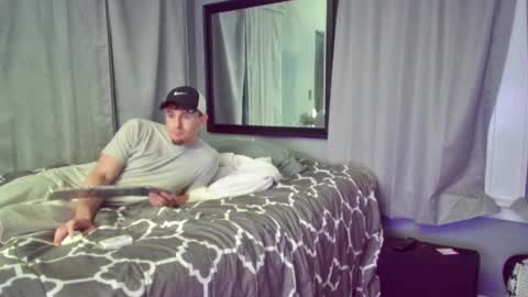 Snapshot of desiriabledesiri chatting on February 2025 08:52:02 AM Ryley Rydes online show from February 2025 08:52:02 AM