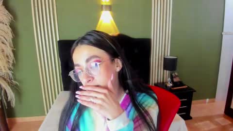 Snapshot of desiring__angel chatting on March 2025 06:57:02 AM Desiring Angel online show from March 2025 06:57:02 AM