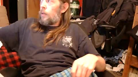 Snapshot of desolation2012 chatting on December 2025 11:26:02 AM desolation2012 online show from December 2025 11:26:02 AM