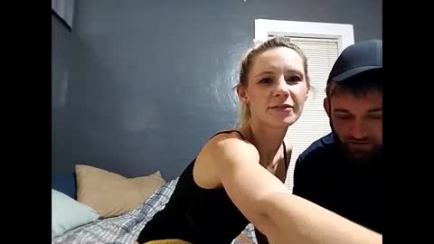 Snapshot of desturbingdetale699 chatting on December 2024 05:18:02 AM desturbingdetale699 online show from December 2024 05:18:02 AM