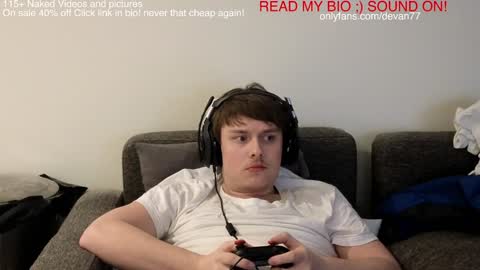 Devan online show from December 2024 12:06:01 PM