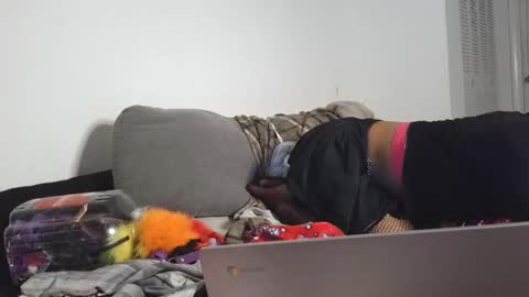 deviantdynasty online show from November 2025 07:31:02 AM