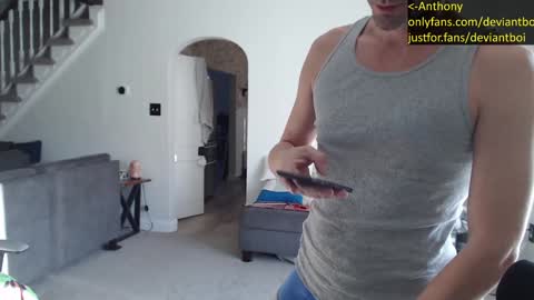 Snapshot of deviantill chatting on December 2024 01:54:02 PM Anthony online show from December 2024 01:54:02 PM