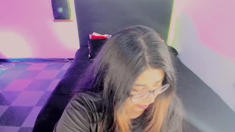 Snapshot of devilfox29 chatting on January 2025 10:28:01 PM  L I NA  online show from January 2025 10:28:01 PM