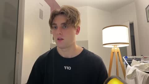 Snapshot of devilnut1 chatting on January 2025 02:38:02 AM devilnut1 online show from January 2025 02:38:02 AM