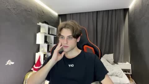 devilnut1 online show from November 2025 06:40:02 PM