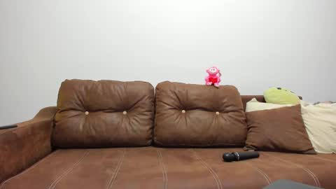 Snapshot of devinesex chatting on February 2025 07:23:02 AM Misha online show from February 2025 07:23:02 AM