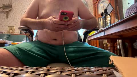 Snapshot of dewmanchu chatting on May 2026 12:13:01 PM RI guy online show from May 2026 12:13:01 PM
