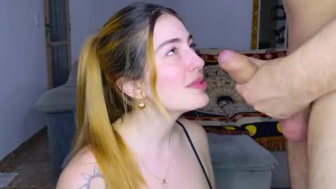 Snapshot of dexandlily chatting on April 2026 01:39:01 AM Dex and Lily online show from April 2026 01:39:01 AM