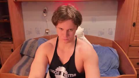 Snapshot of dexter_bennett chatting on March 2026 05:19:01 PM Dexter online show from March 2026 05:19:01 PM