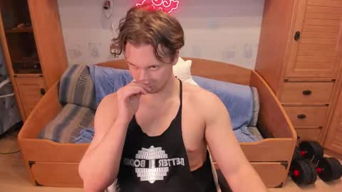 Snapshot of dexter_bennett chatting on March 2026 05:06:01 PM Dexter online show from March 2026 05:06:01 PM