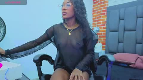 Madisson online show from October 2025 10:36:01 PM