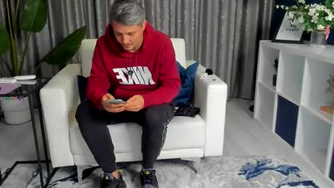 dgxhoya online show from October 2025 10:33:01 AM