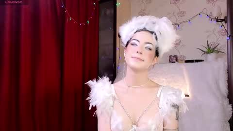 Diana online show from October 2025 04:19:02 PM