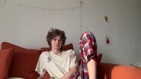 Di Alex online show from October 2025 12:26:02 PM