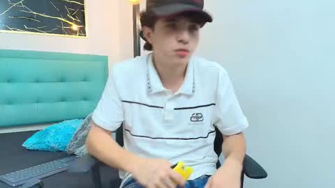   online show from October 2025 08:30:01 PM