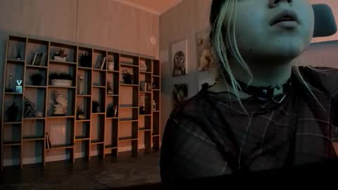 Dia online show from October 2025 06:43:01 AM