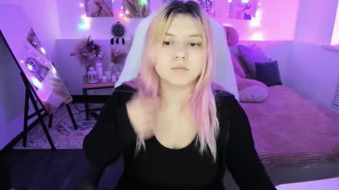 Dia online show from March 2026 08:47:02 PM