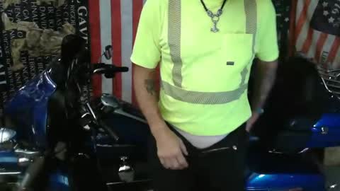 Snapshot of diabolic_yeti76 chatting on September 2025 06:32:02 PM Yeti online show from September 2025 06:32:02 PM