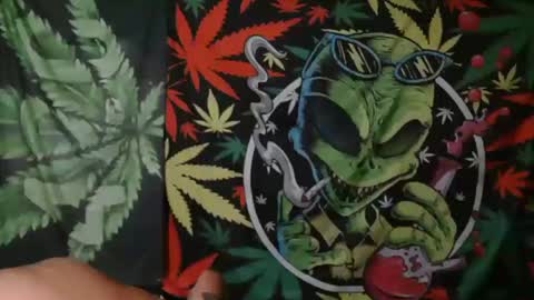 Snapshot of diabolic_yeti76 chatting on October 2025 05:02:02 PM Yeti online show from October 2025 05:02:02 PM