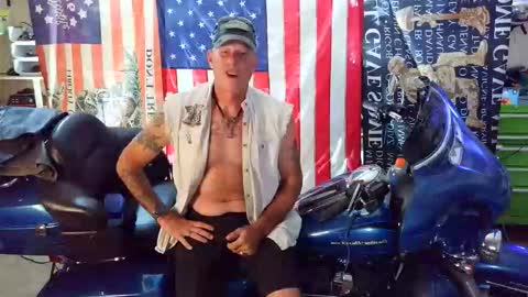 Snapshot of diabolic_yeti76 chatting on May 2026 07:41:01 PM Yeti online show from May 2026 07:41:01 PM