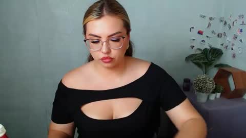 Kriss online show from June 2026 09:54:01 AM