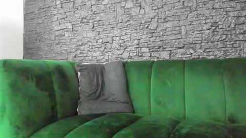 Diamond Milf online show from March 2026 08:19:01 AM