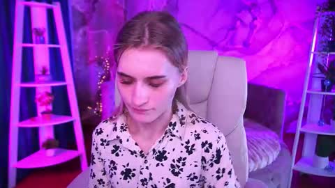 DiamondNina online show from March 2026 02:13:01 PM