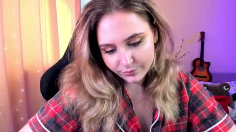 Diana online show from February 2025 11:52:01 AM