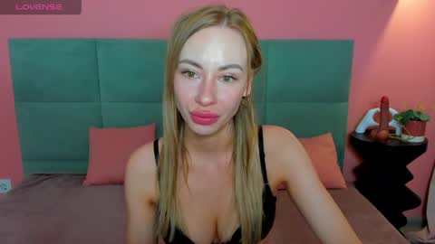 Snapshot of diana_garrett chatting on May 2026 08:55:01 AM Diana online show from May 2026 08:55:01 AM