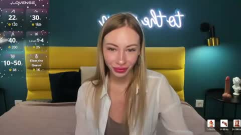 Snapshot of diana_garrett chatting on June 2026 08:34:02 AM Diana online show from June 2026 08:34:02 AM