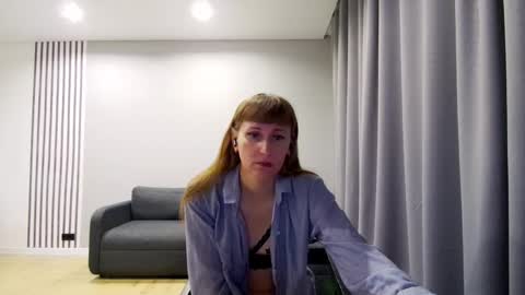 Snapshot of diana_meridor chatting on December 2024 02:32:02 AM diana_meridor online show from December 2024 02:32:02 AM