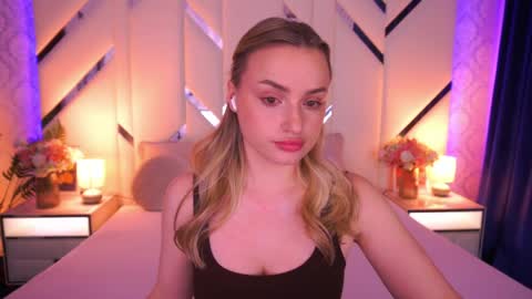 diana_nova online show from April 2026 06:44:01 AM