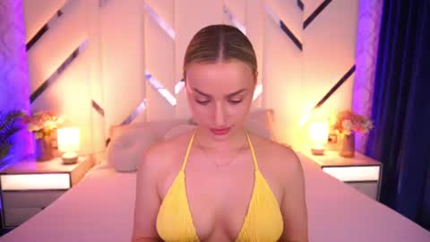 Snapshot of diana_nova chatting on June 2026 06:48:02 AM diana_nova online show from June 2026 06:48:02 AM