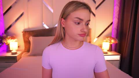 Snapshot of diana_nova chatting on June 2026 12:31:02 PM diana_nova online show from June 2026 12:31:02 PM
