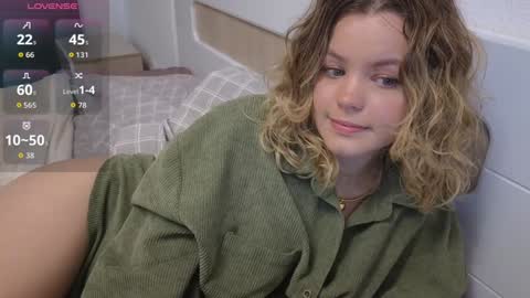 Olga online show from September 2025 01:46:01 PM