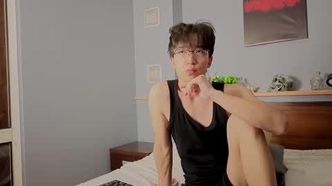 Adam online show from February 2026 02:25:01 PM