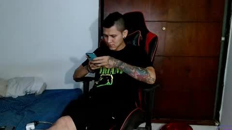 Snapshot of dick_monster23cm chatting on May 2026 10:27:01 PM dick_monster23cm online show from May 2026 10:27:01 PM