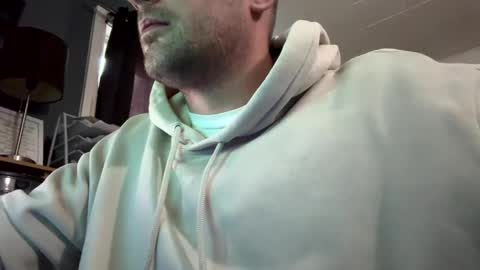 dickchaude69 online show from October 2025 11:31:02 AM