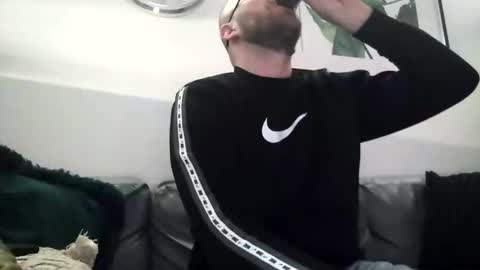 Snapshot of dickfun33 chatting on December 2025 05:55:02 PM Bart online show from December 2025 05:55:02 PM