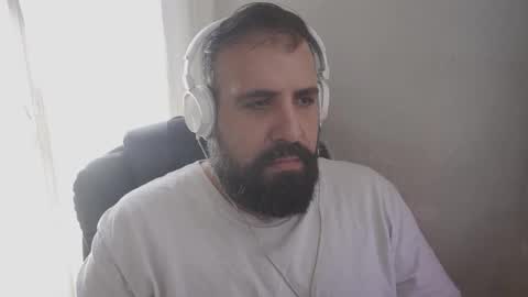 Cristian Dipolino online show from April 2026 01:42:02 PM