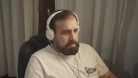 Snapshot of dicristalino chatting on June 2026 02:59:01 AM Cristian Dipolino online show from June 2026 02:59:01 AM